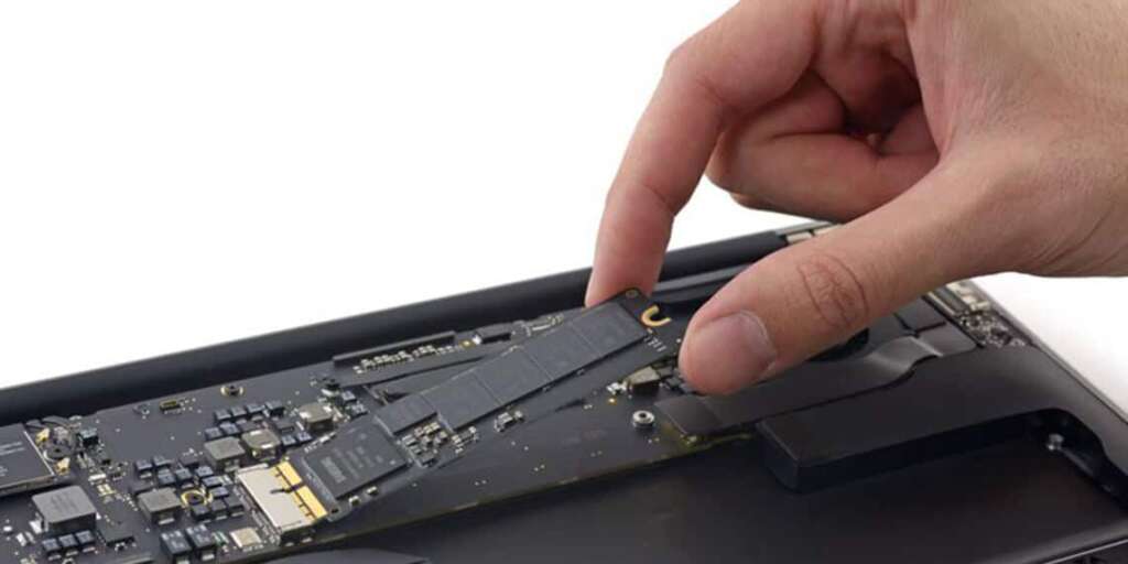 Apple Macbook